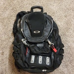 Oakley Kitchen sink backpack